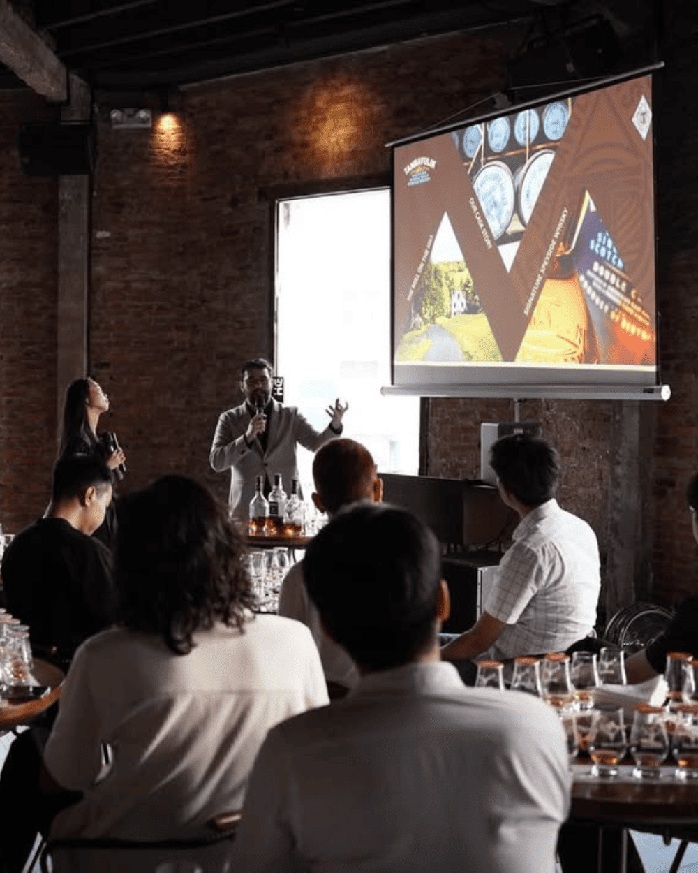 Image gallery marquee